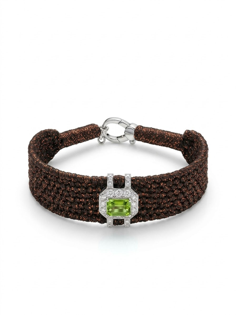 Karolina Peridot Brown
